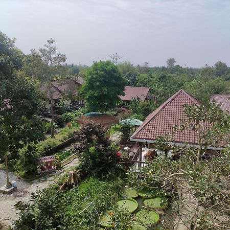 Brown House Resort Cần Thơ Exterior foto