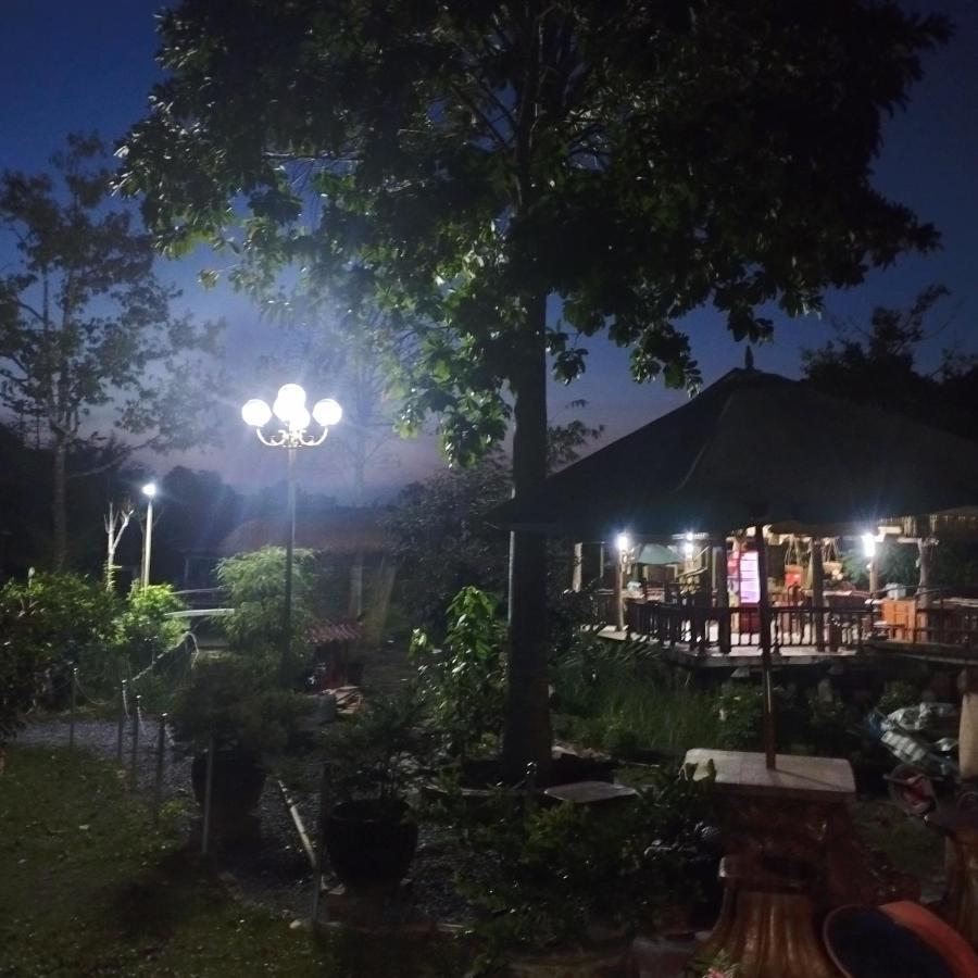 Brown House Resort Cần Thơ Exterior foto