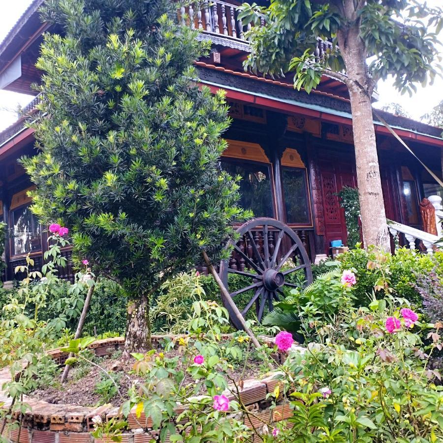Brown House Resort Cần Thơ Exterior foto