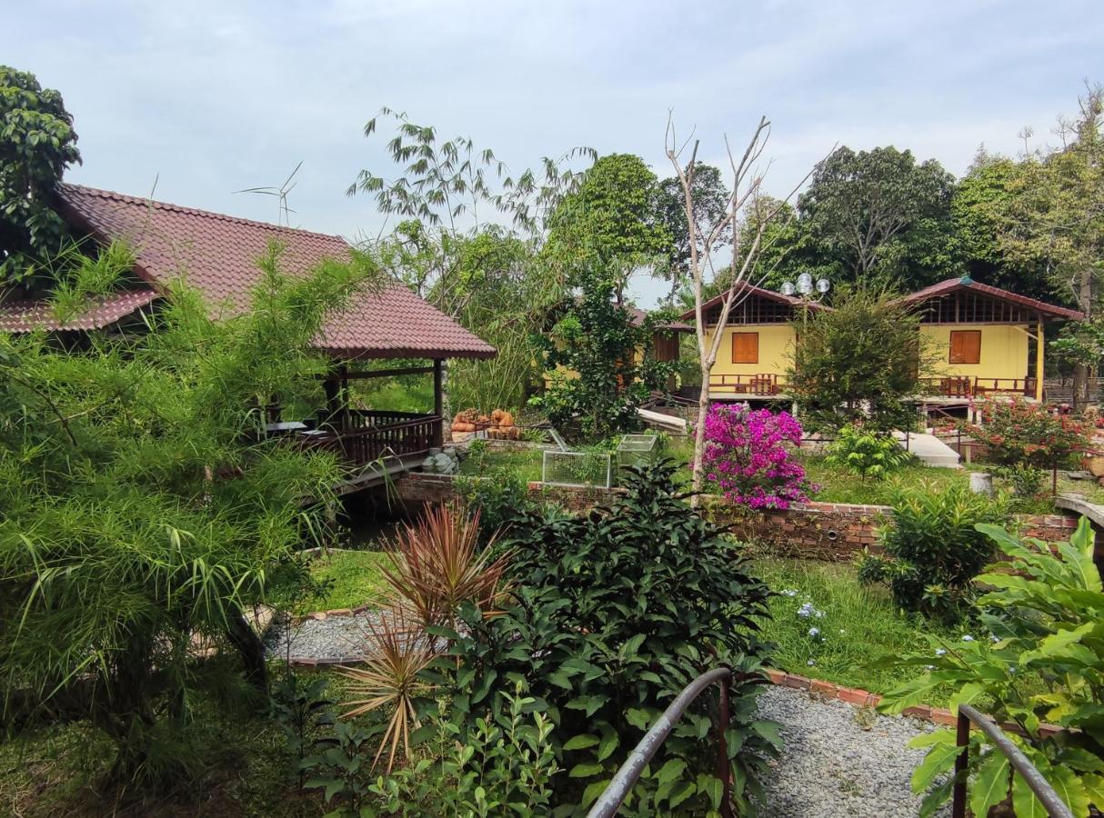 Brown House Resort Cần Thơ Exterior foto