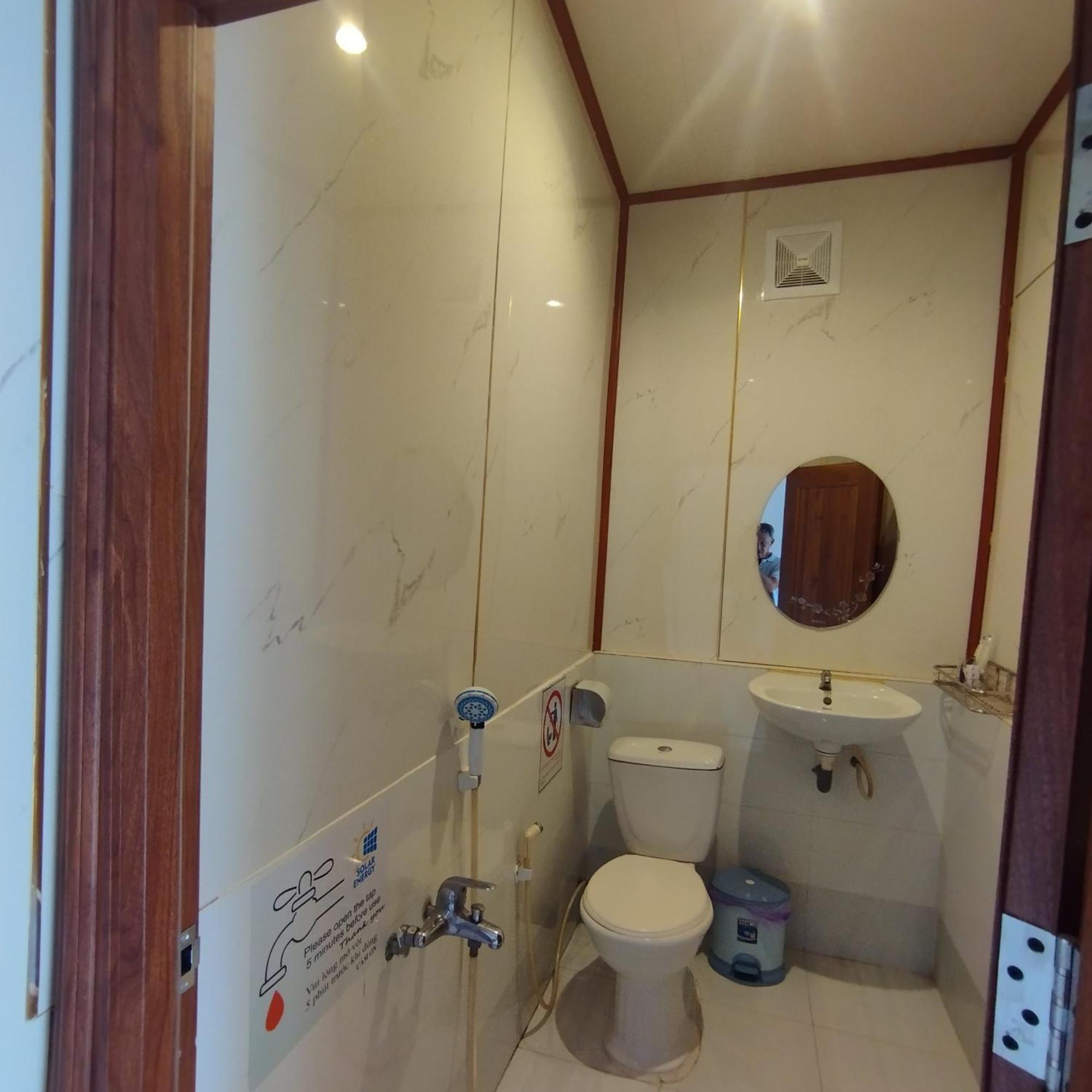 Brown House Resort Cần Thơ Exterior foto