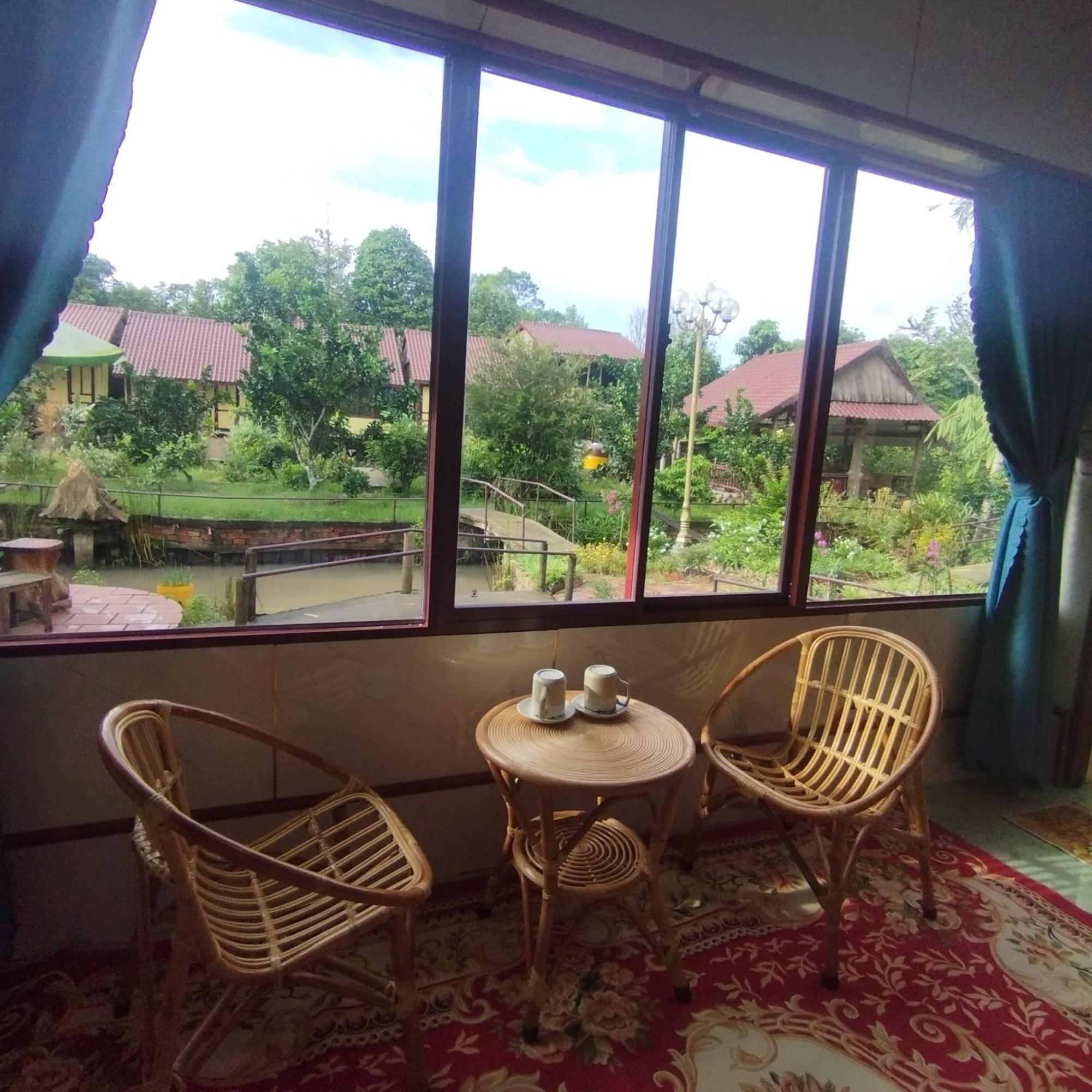 Brown House Resort Cần Thơ Exterior foto